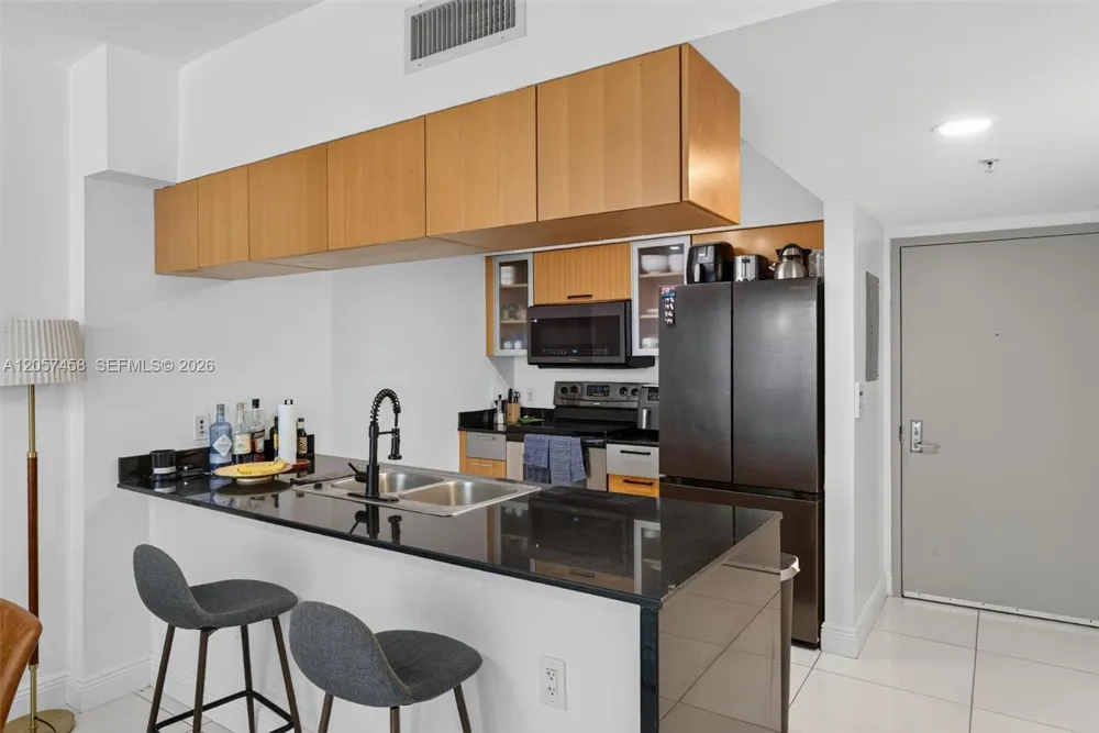 1750 Bayshore Dr #1609 Miami, FL 33132