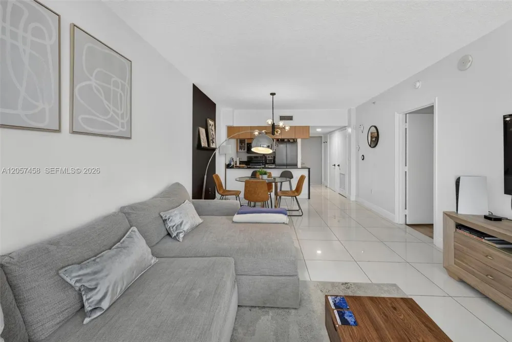 1750 Bayshore Dr #1609 Miami, FL 33132