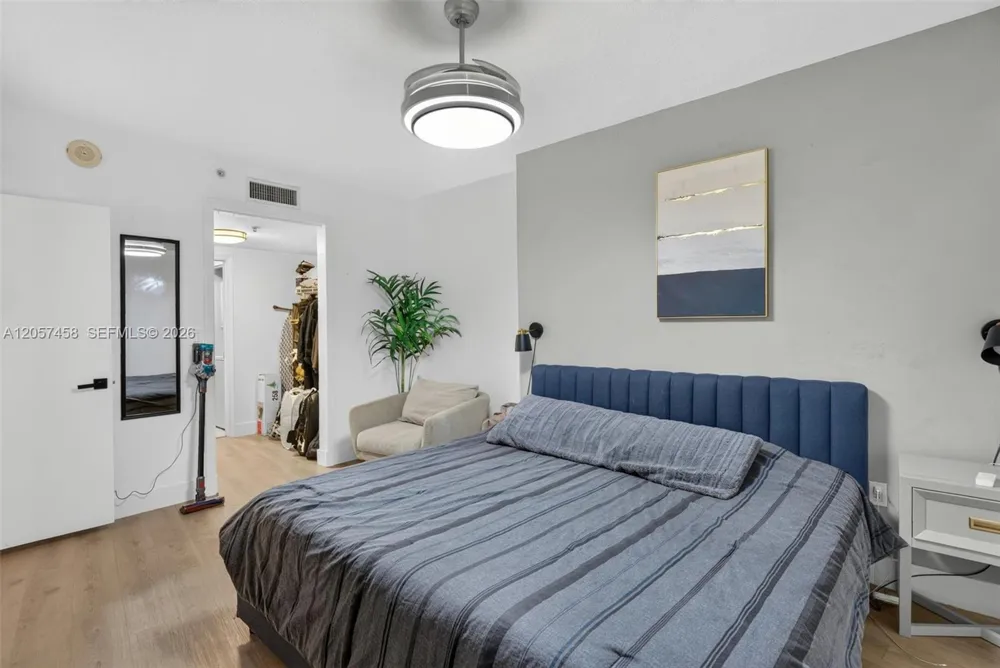 1750 Bayshore Dr #1609 Miami, FL 33132