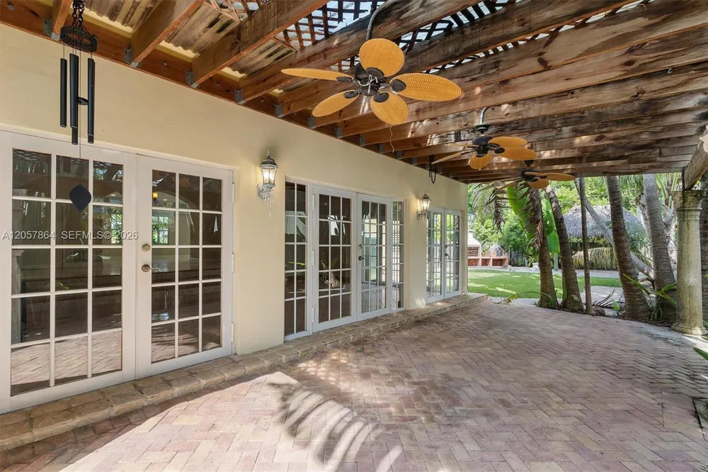 4445 Michigan Ave Miami Beach, FL 33140