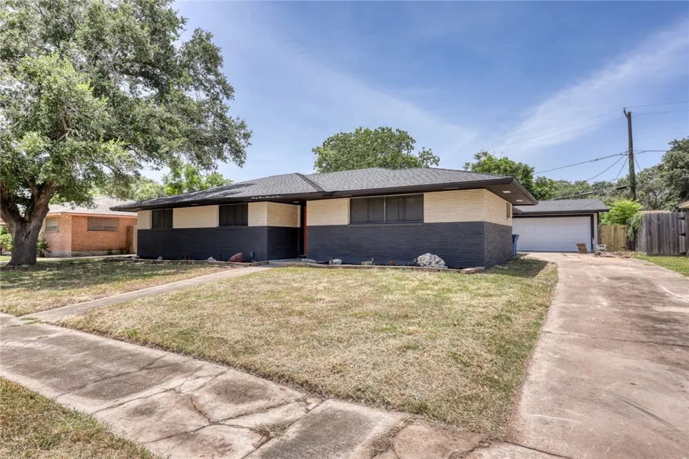 4329 Marie Street Corpus Christi, TX 78411