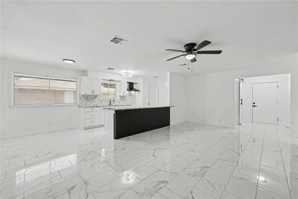 4329 Marie Street Corpus Christi, TX 78411