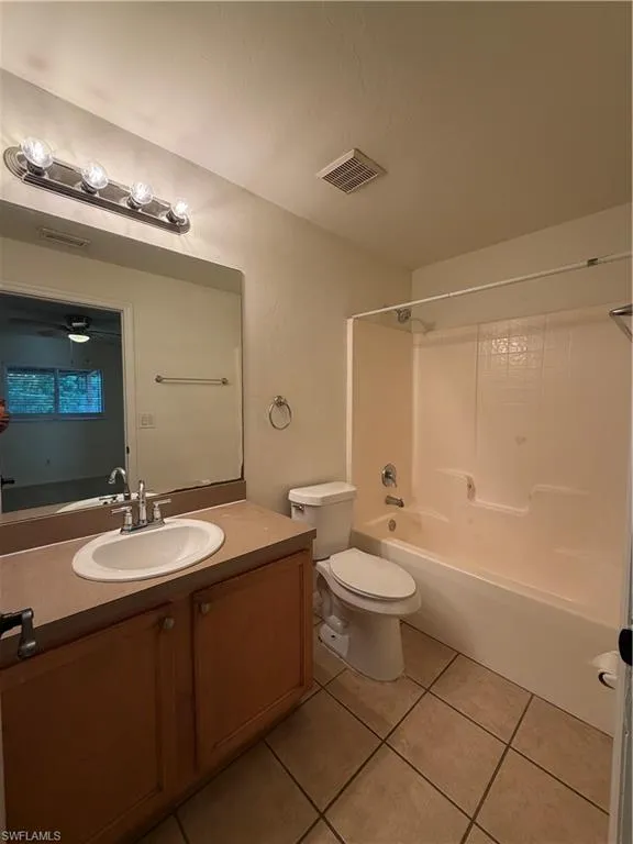 5135 25th Street SW Lehigh Acres, FL 33973