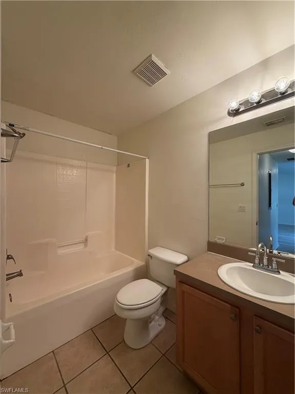 5135 25th Street SW Lehigh Acres, FL 33973