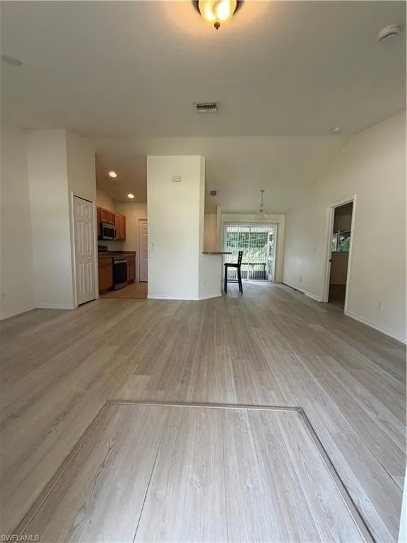 5135 25th Street SW Lehigh Acres, FL 33973