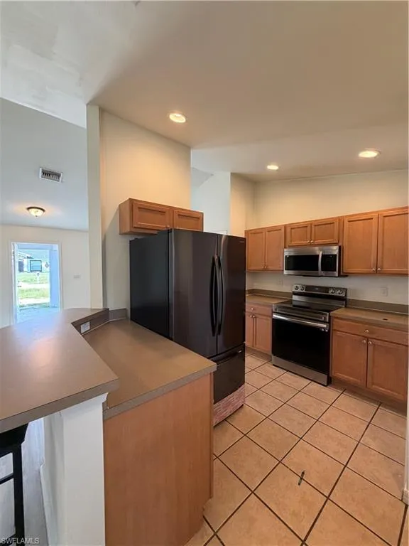 5135 25th Street SW Lehigh Acres, FL 33973
