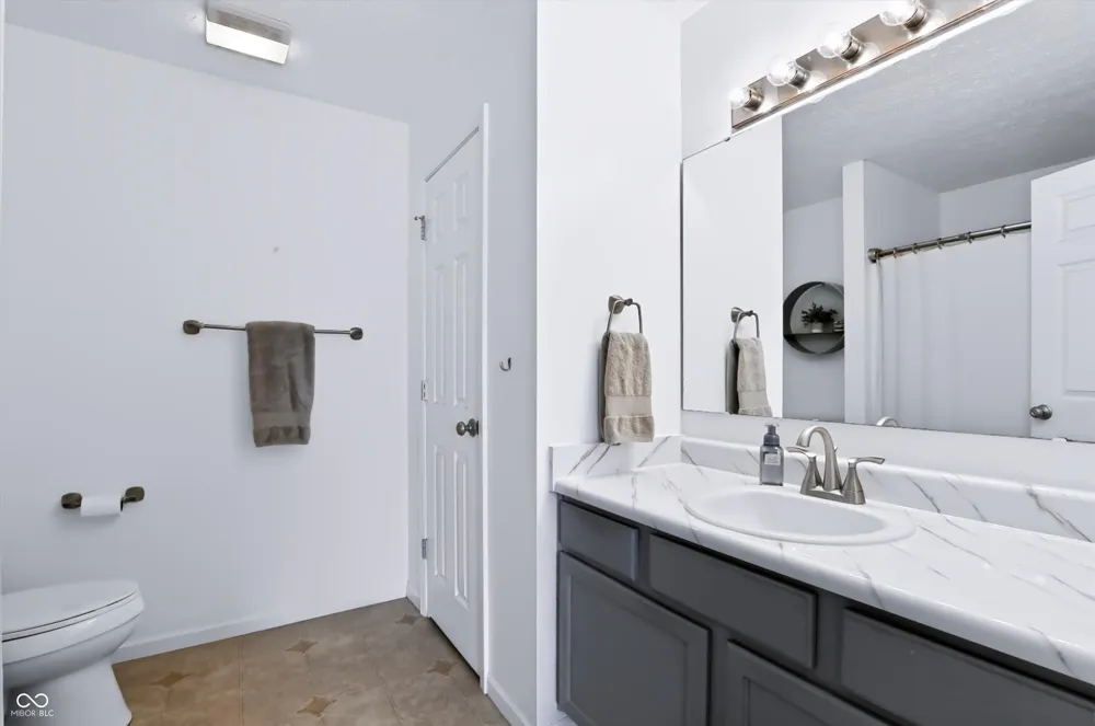 1608 Austin Drive Lebanon, IN 46052