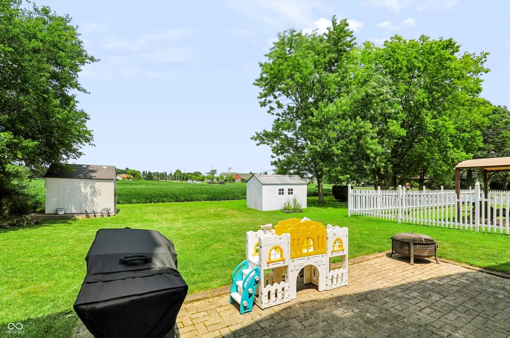 1608 Austin Drive Lebanon, IN 46052