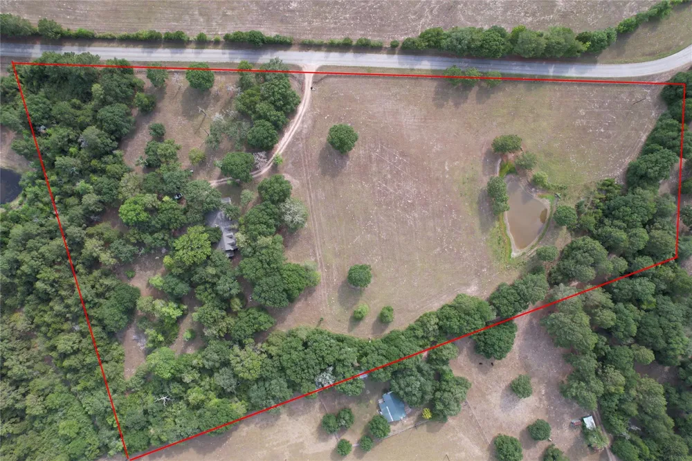 1263 Weishuhn Road New Ulm, TX 78950