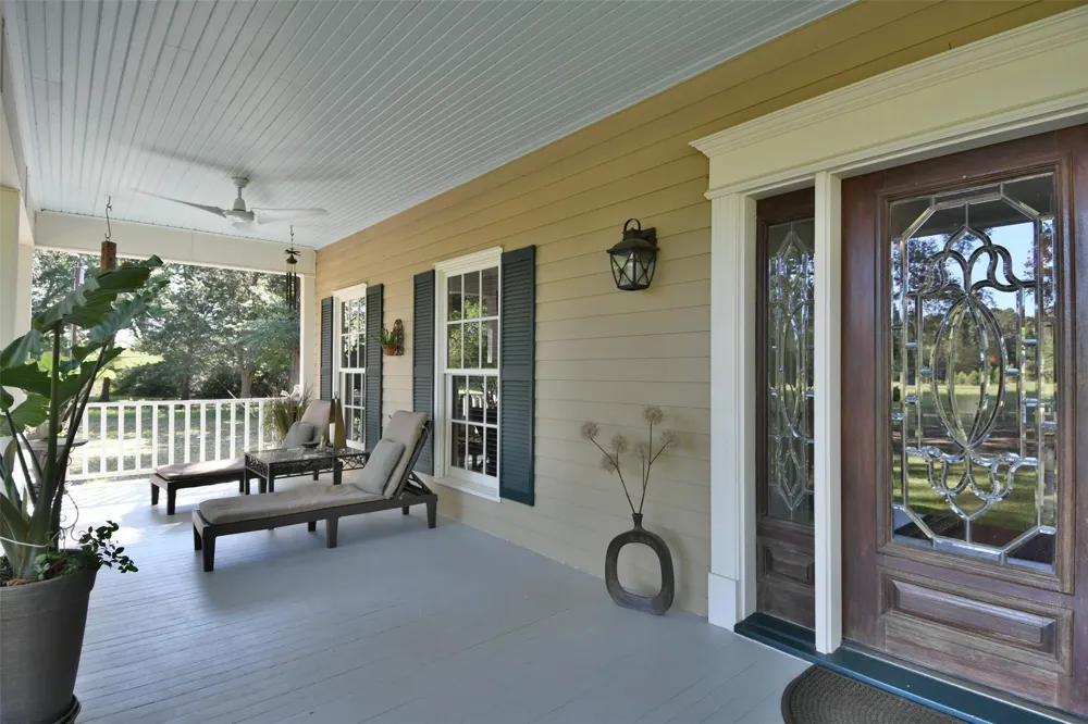1263 Weishuhn Road New Ulm, TX 78950