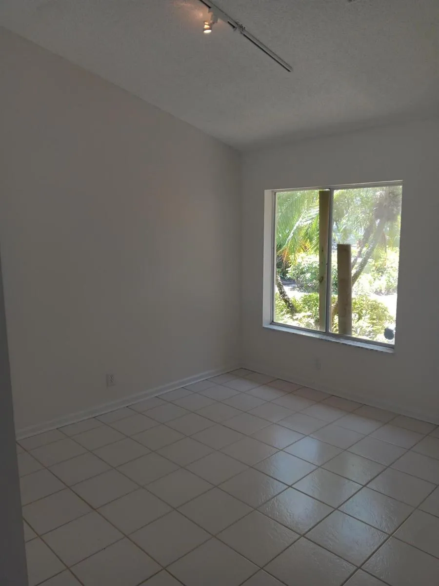 23157 Fountain View Drive #E Boca Raton, FL 33433