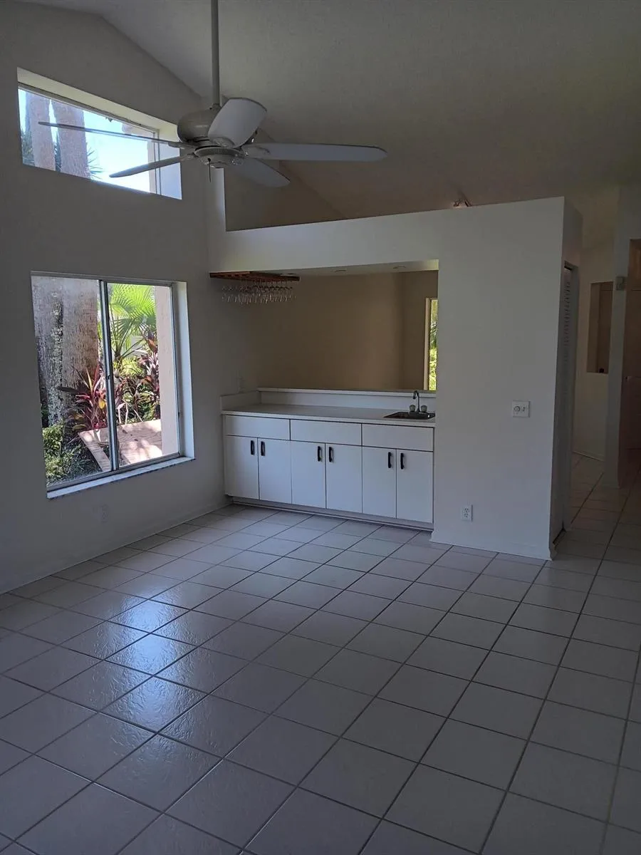 23157 Fountain View Drive #E Boca Raton, FL 33433