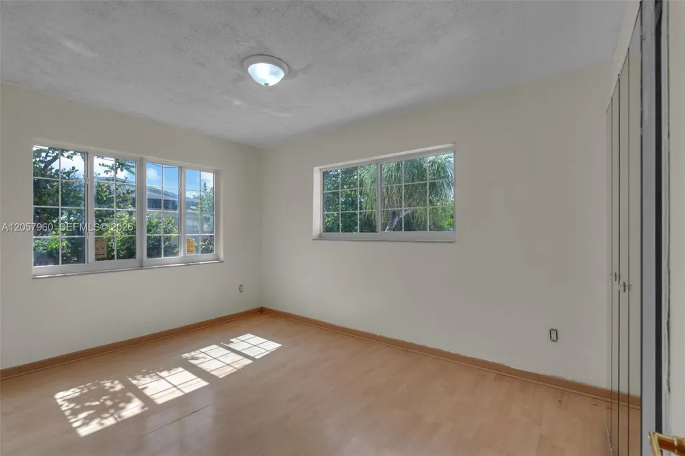 267 E 56th St Hialeah, FL 33013