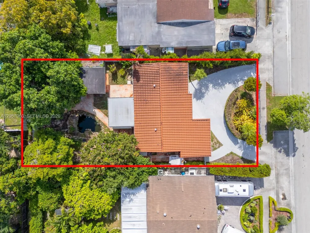 267 E 56th St Hialeah, FL 33013