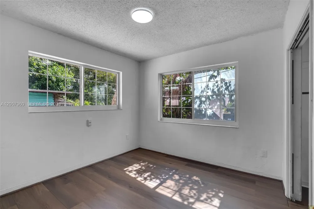 267 E 56th St Hialeah, FL 33013
