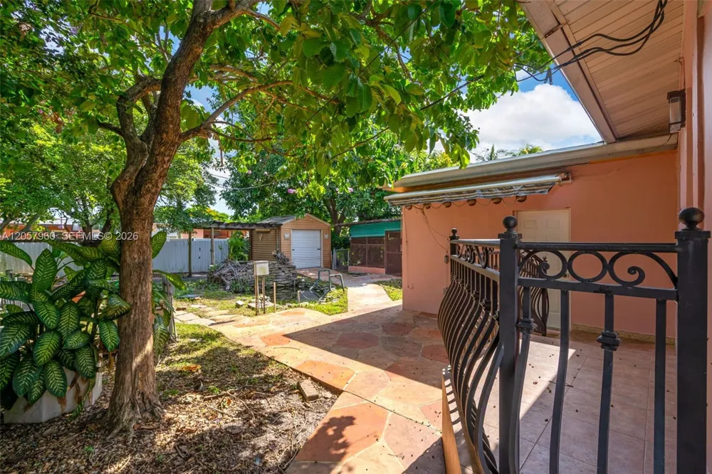 267 E 56th St Hialeah, FL 33013