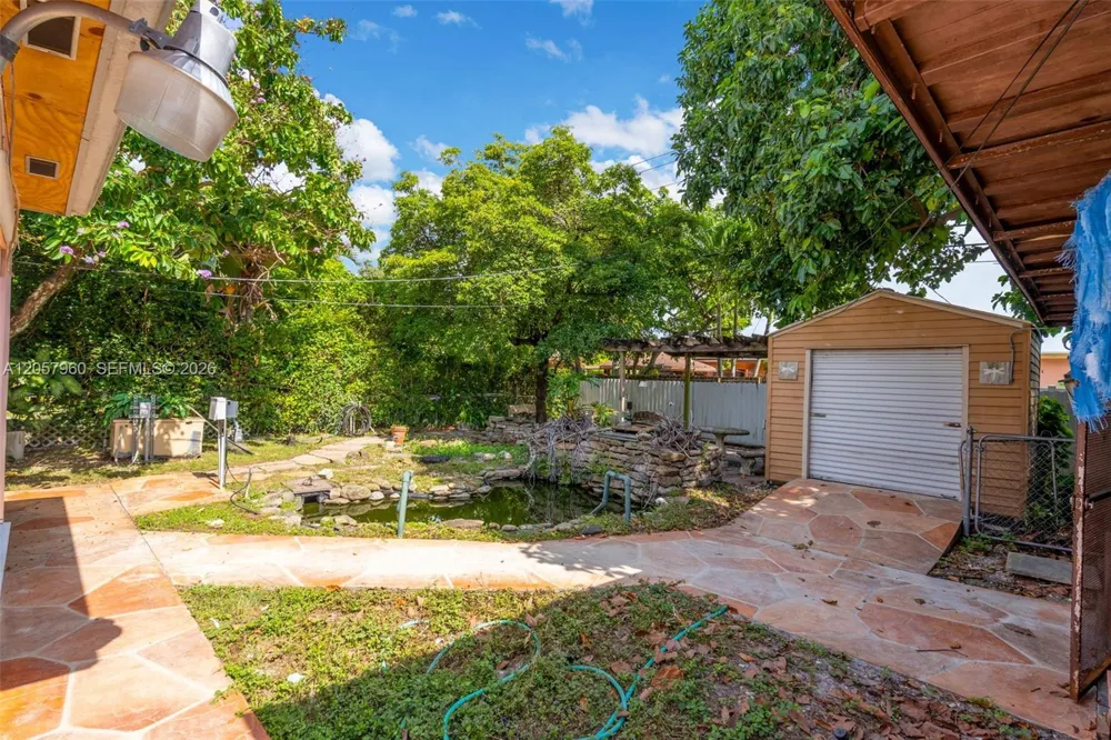 267 E 56th St Hialeah, FL 33013