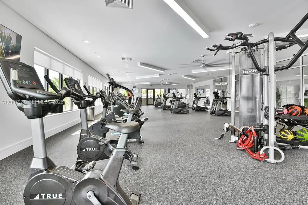 8316 NW 43rd St Doral, FL 33166