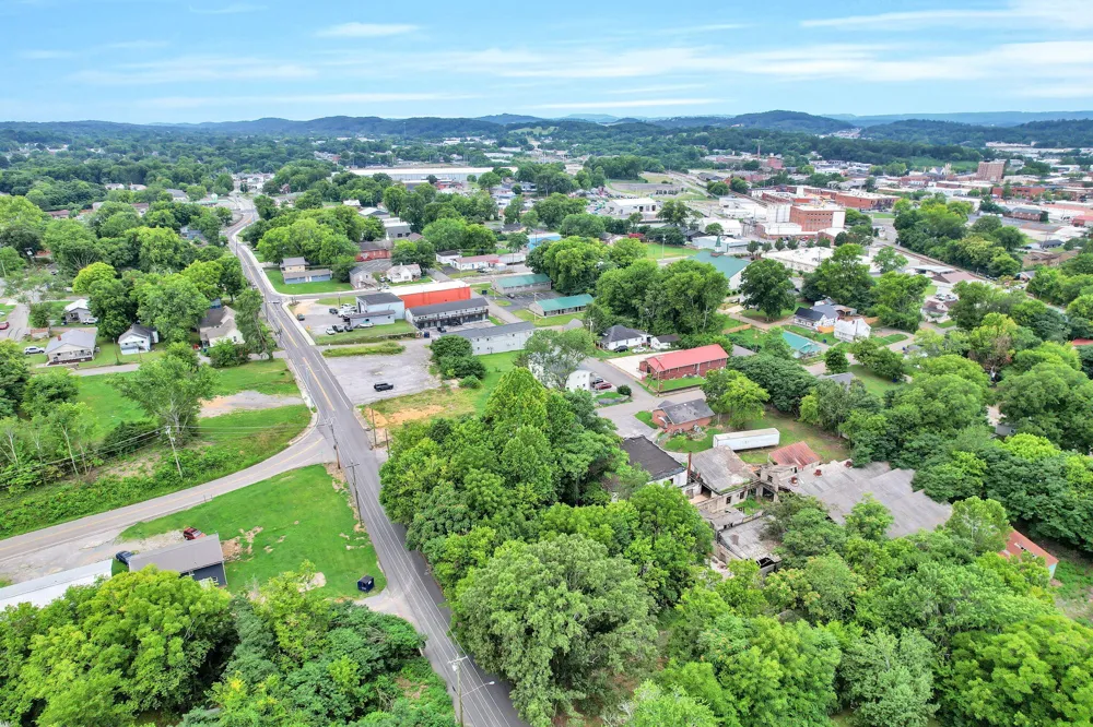 695 Gaut Street NE Cleveland, TN 37311