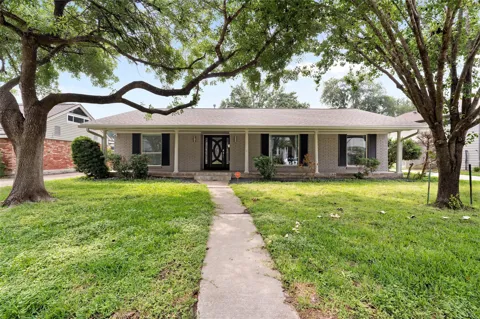 5027 Wigton Drive