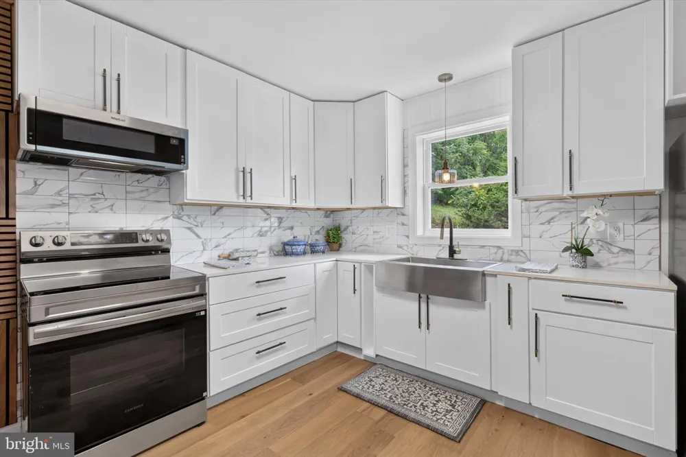 140 CREEK ROAD Shermans Dale, PA 17090