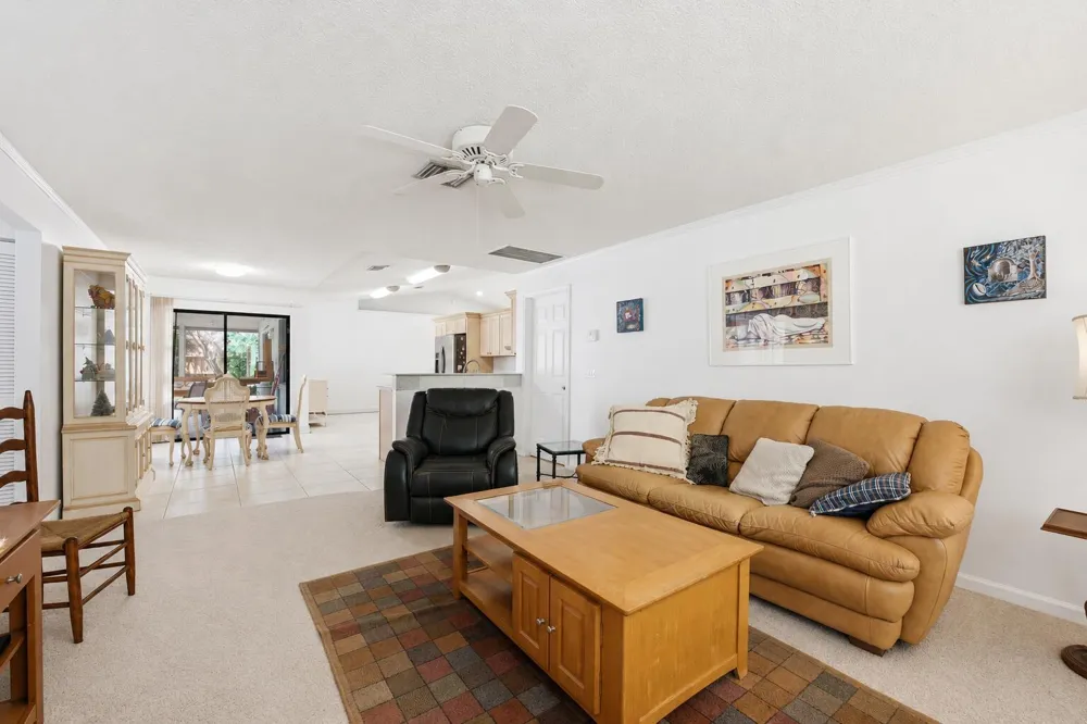 1081 Palama Way Lantana, FL 33462