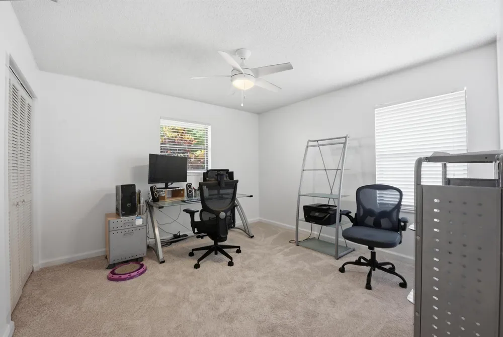 1081 Palama Way Lantana, FL 33462