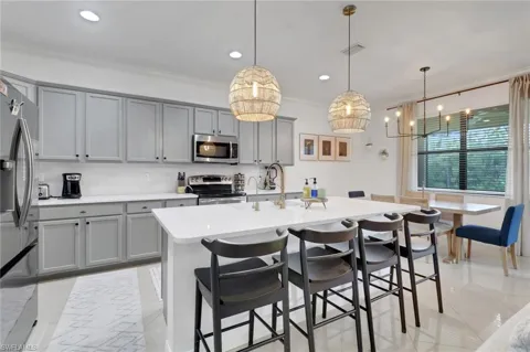 11295 Red Bluff Lane