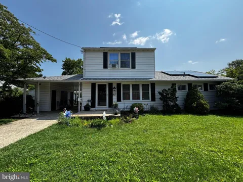 18 OAK LANDING ROAD