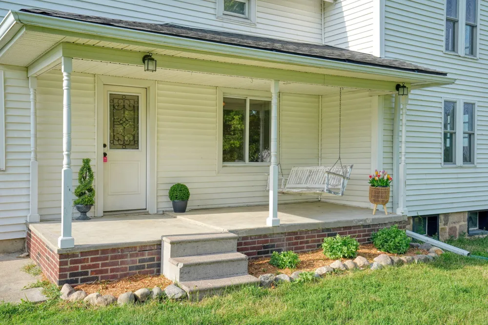 7760 Willow Road Clinton, MI 49236