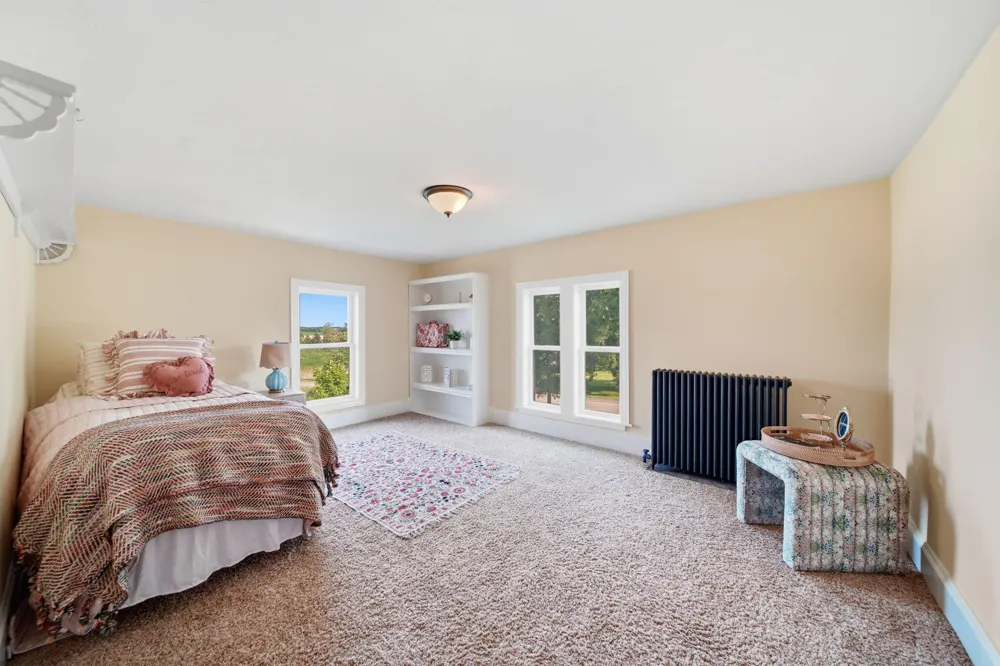 7760 Willow Road Clinton, MI 49236