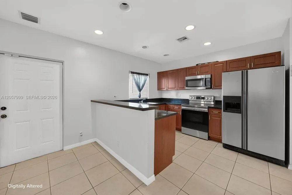 630 NW 10th Ter #4 Fort Lauderdale, FL 33311