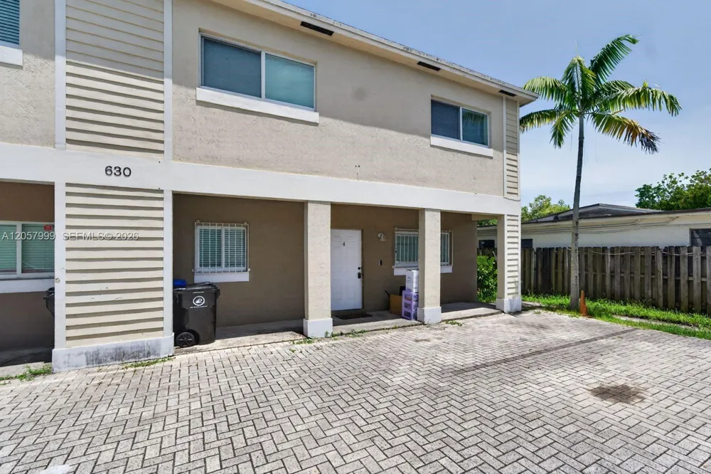 630 NW 10th Ter #4 Fort Lauderdale, FL 33311