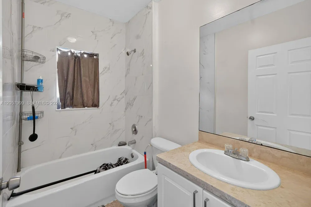 630 NW 10th Ter #4 Fort Lauderdale, FL 33311