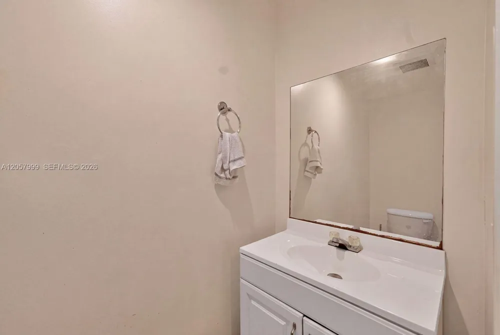 630 NW 10th Ter #4 Fort Lauderdale, FL 33311