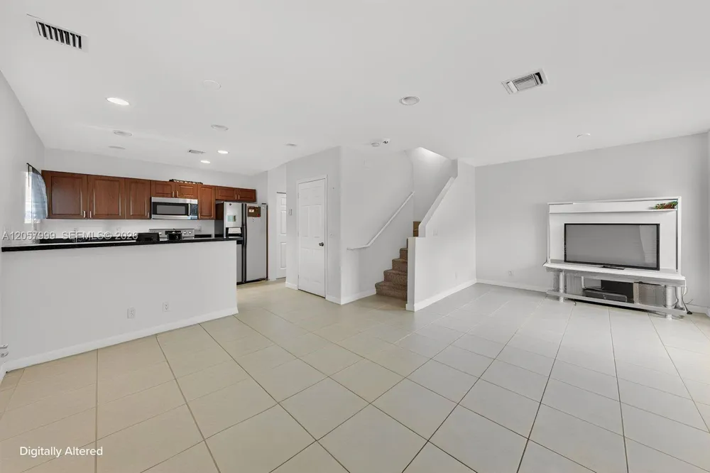 630 NW 10th Ter #4 Fort Lauderdale, FL 33311