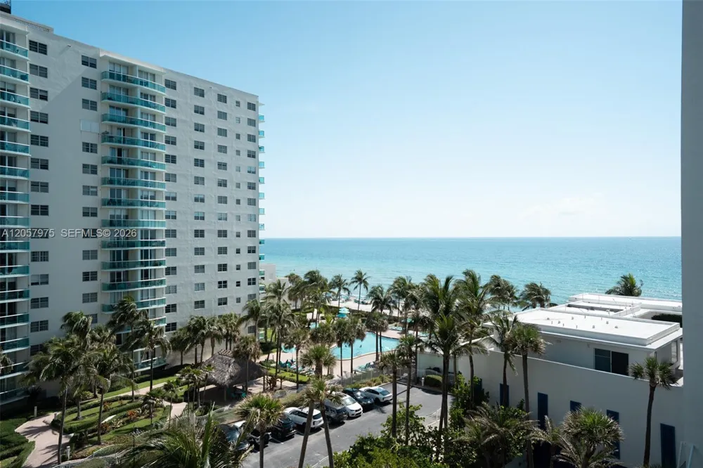 4001 S Ocean Dr #7P Hollywood, FL 33019