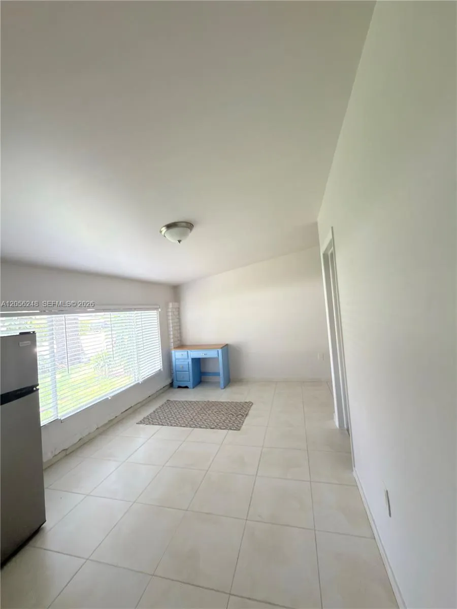 9160 SW 73rd St #B Miami, FL 33173