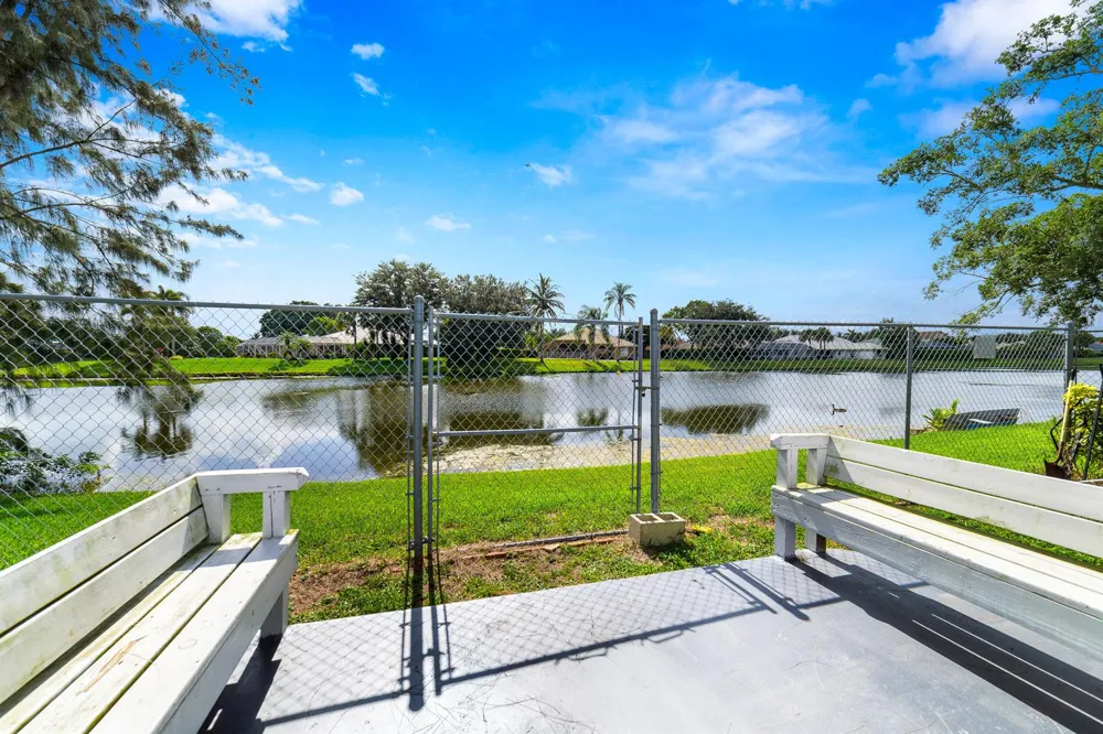 735 Hibiscus Drive Royal Palm Beach, FL 33411