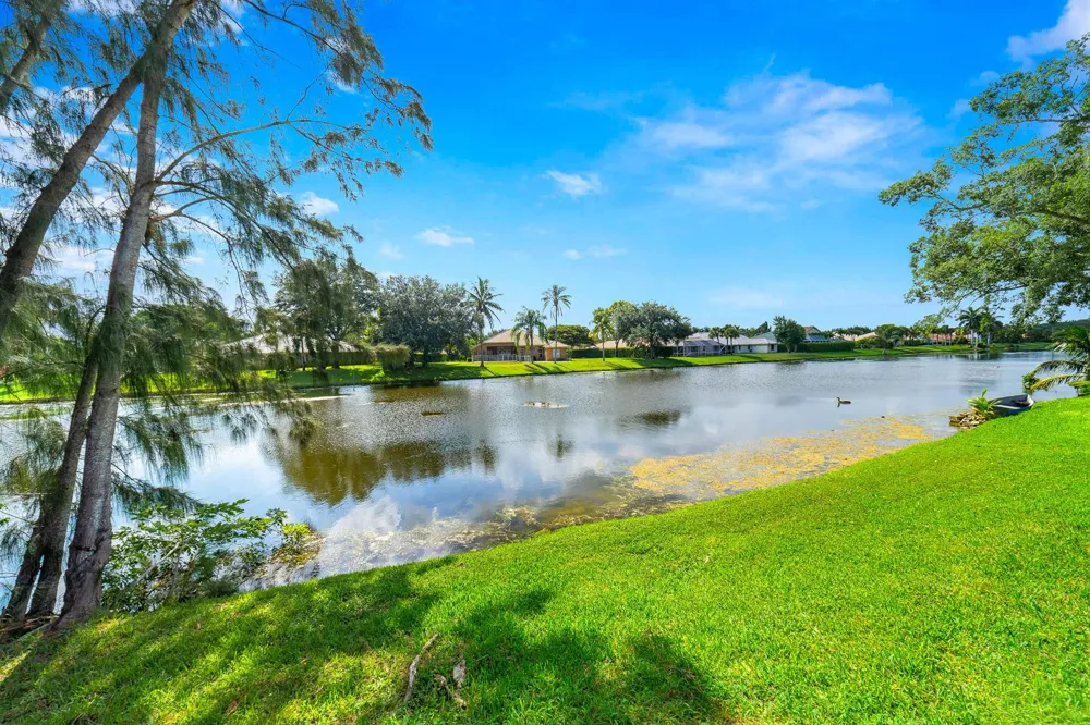 735 Hibiscus Drive Royal Palm Beach, FL 33411