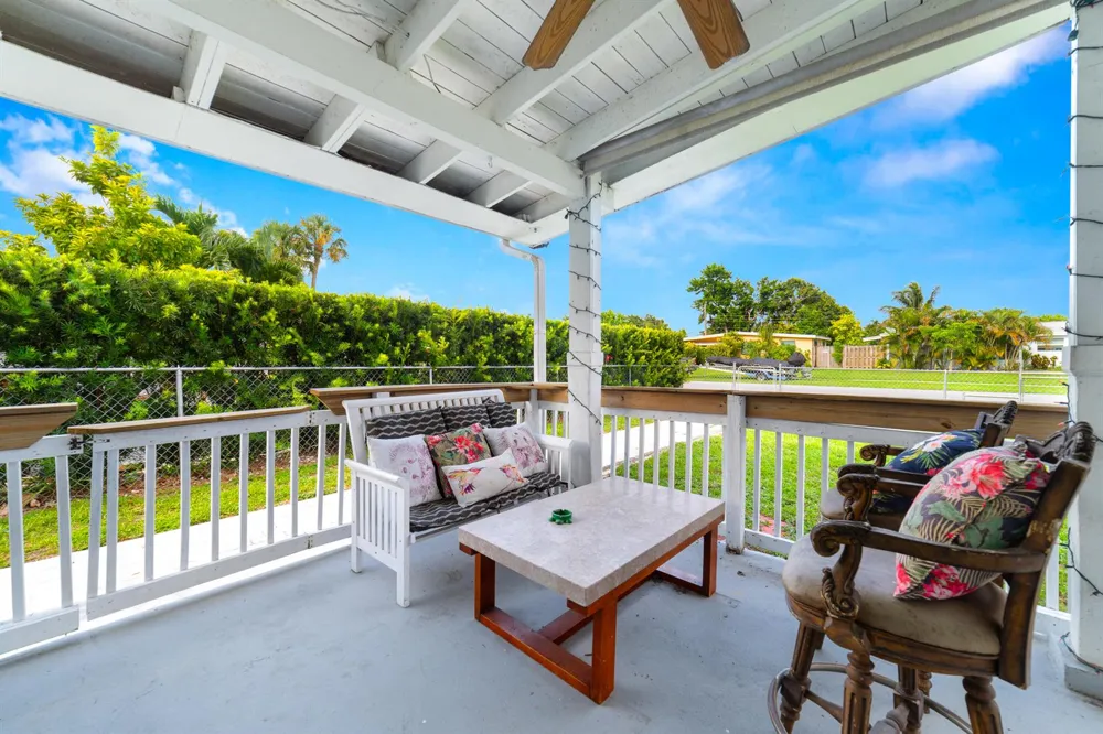 735 Hibiscus Drive Royal Palm Beach, FL 33411