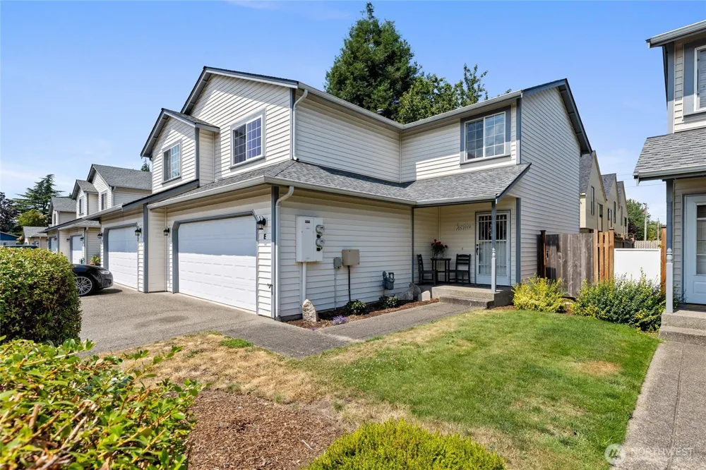 808 13th Street SE #E Puyallup, WA 98372