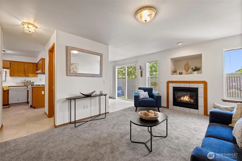 808 13th Street SE #E Puyallup, WA 98372