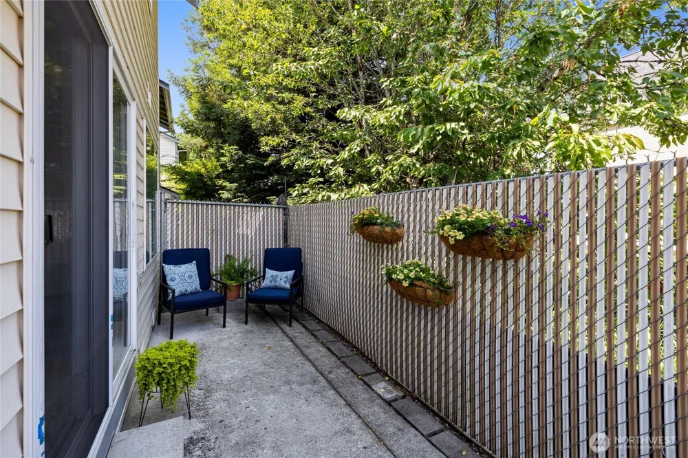 808 13th Street SE #E Puyallup, WA 98372