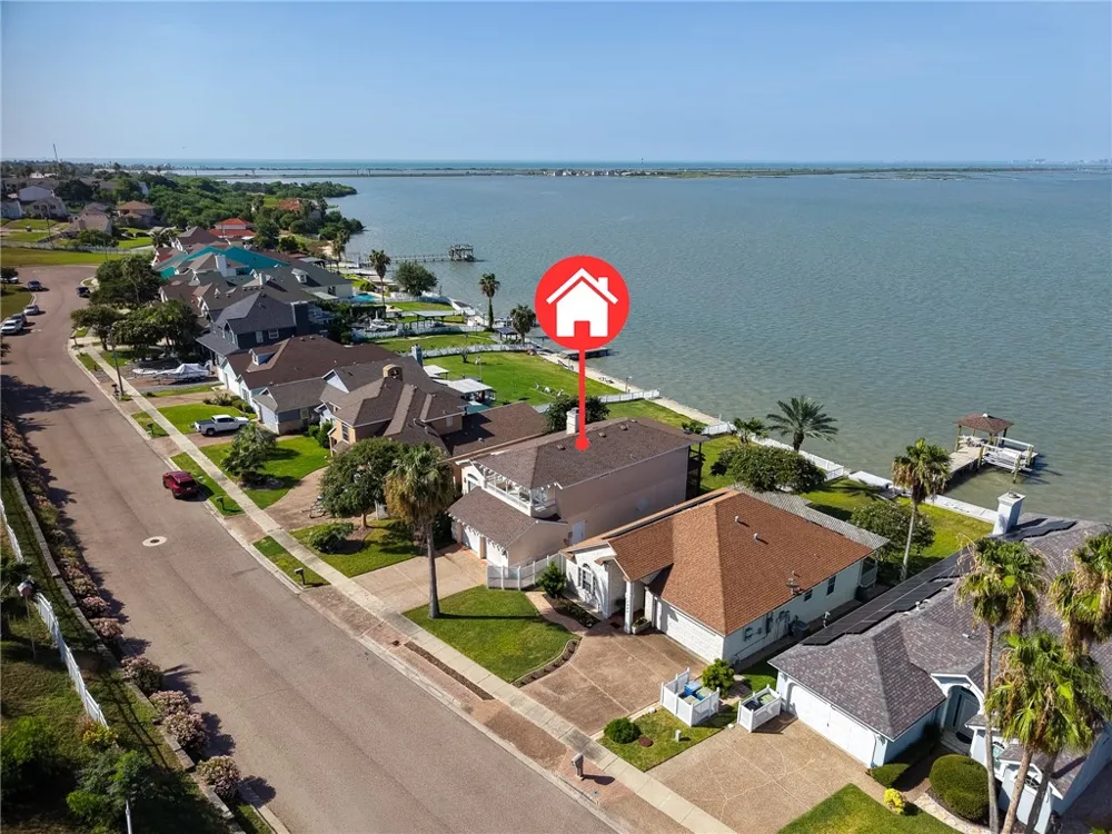1343 W Bayview Drive Portland, TX 78374