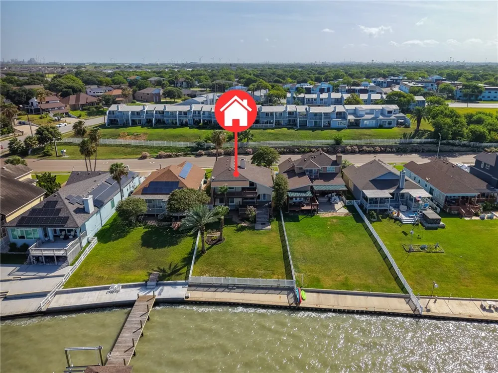 1343 W Bayview Drive Portland, TX 78374