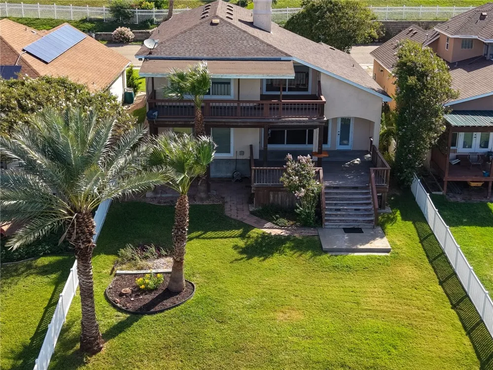 1343 W Bayview Drive Portland, TX 78374
