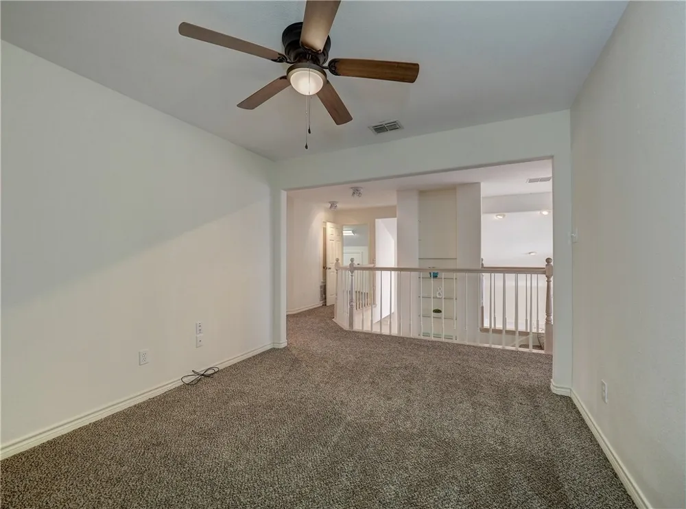 1343 W Bayview Drive Portland, TX 78374
