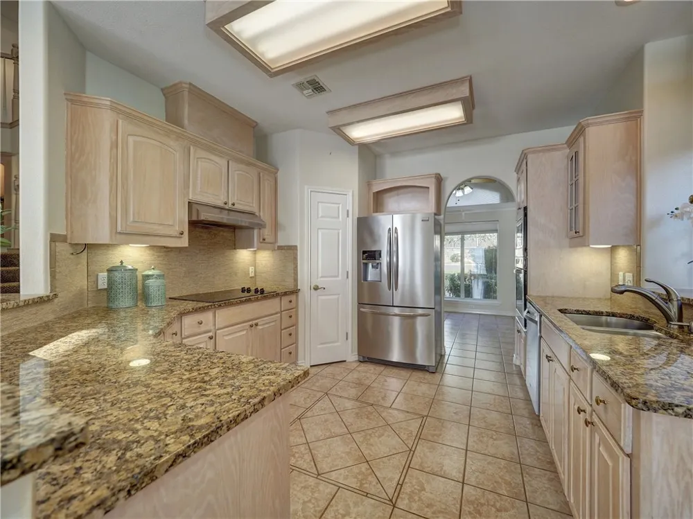 1343 W Bayview Drive Portland, TX 78374