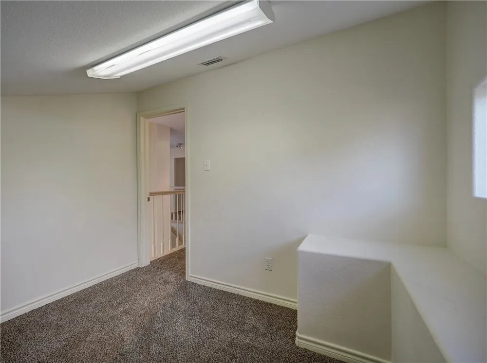1343 W Bayview Drive Portland, TX 78374